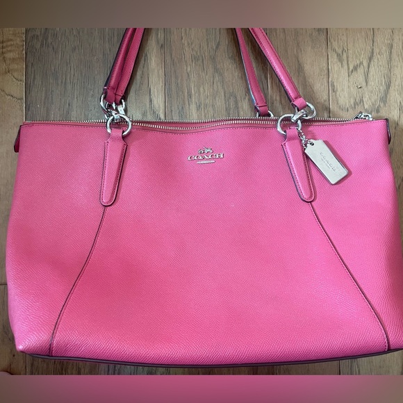 Authentic pink Coach bag - Picture 2 of 5